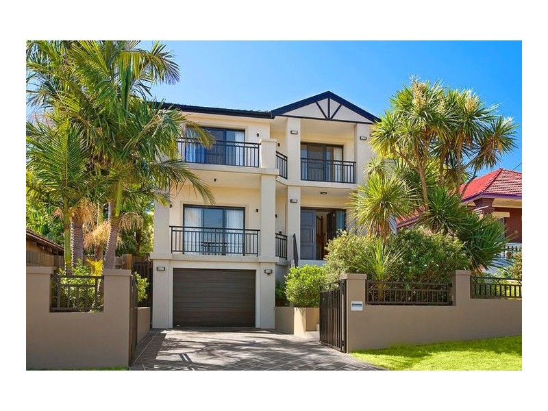 1 Poole Street, Kingsgrove NSW 2208