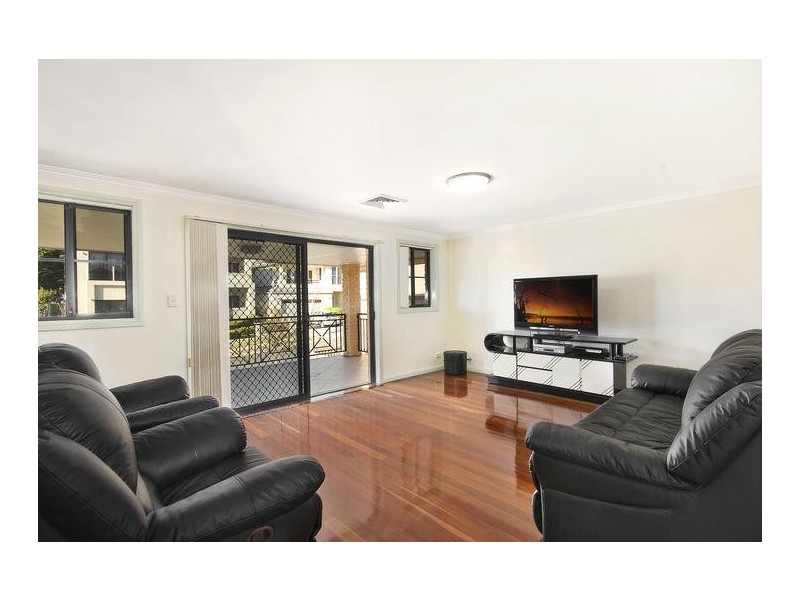 12 Fairwater Drive, Breakfast Point NSW 2137