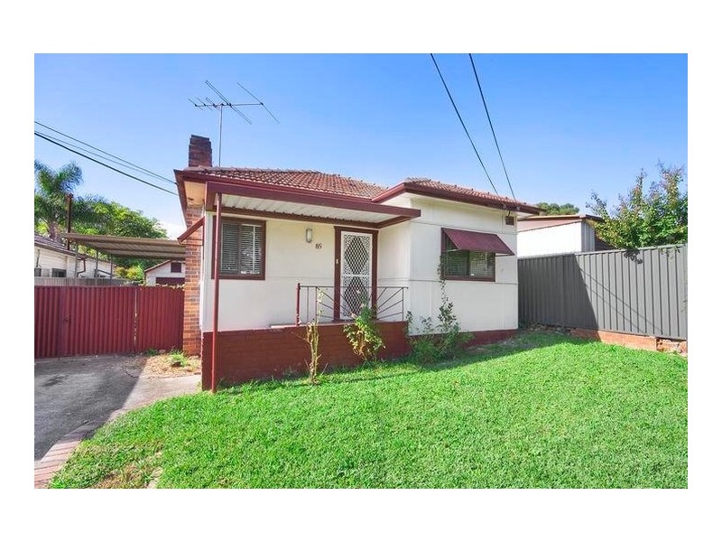 85 Noble Avenue, Greenacre NSW 2190