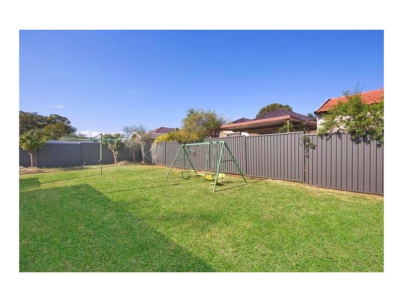 85 Noble Avenue, Greenacre NSW 2190