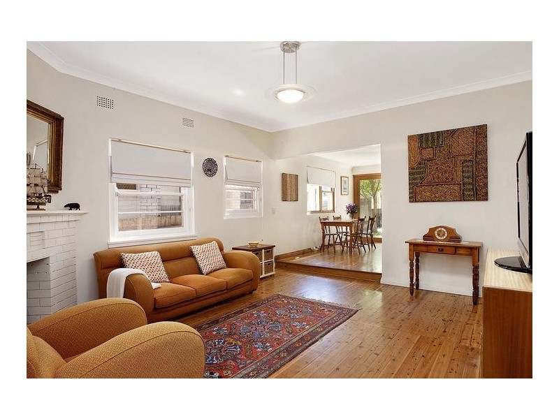 40 Woolcott Street, Earlwood NSW 2206