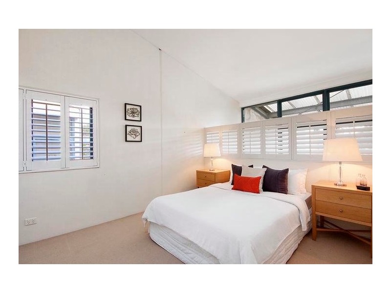 13/2 Cardigan Lane, Camperdown NSW 2050