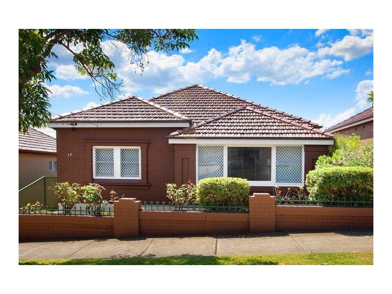 16 Clemton Avenue, Earlwood NSW 2206