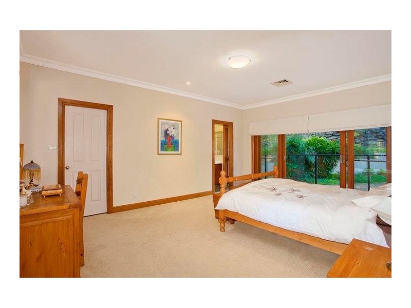 6 Ferncliffe Road, Glenhaven NSW 2156