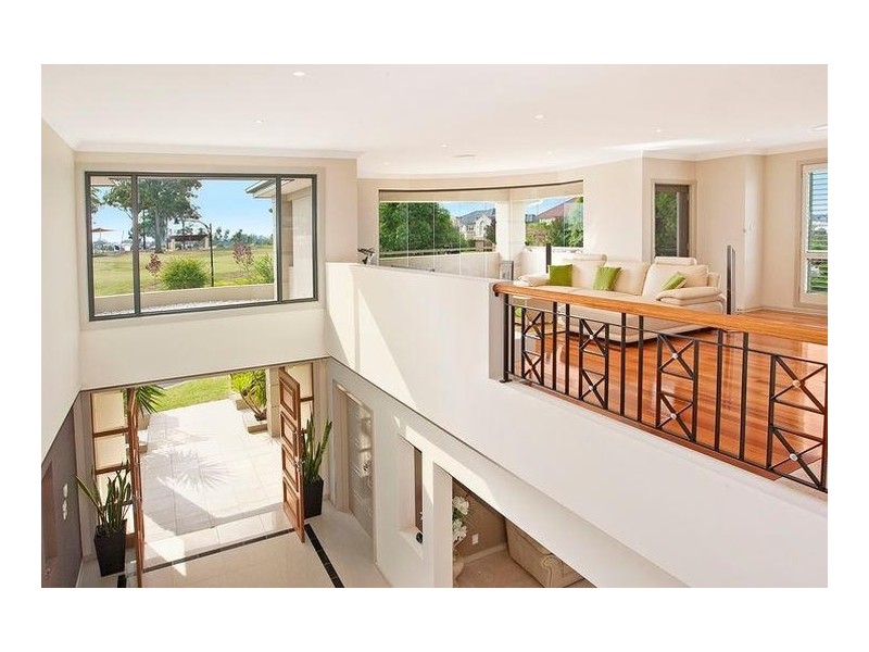 16 Pipersbrook Crescent, Bella Vista NSW 2153