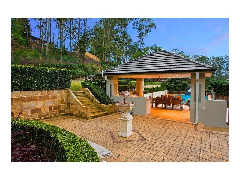 17 Hoop Pine Place, West Pennant Hills NSW 2125