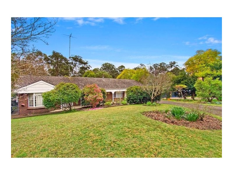 8 Ulundri Drive, Castle Hill NSW 2154