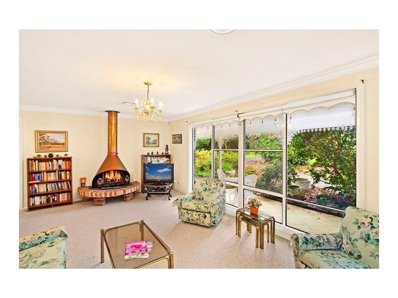 8 Ulundri Drive, Castle Hill NSW 2154