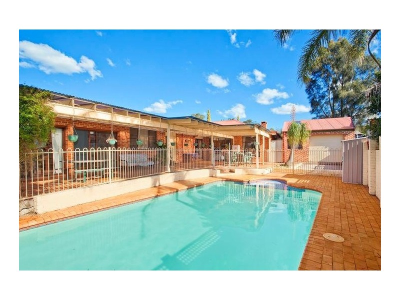 48 Amphitheatre Circuit, Baulkham Hills NSW 2153