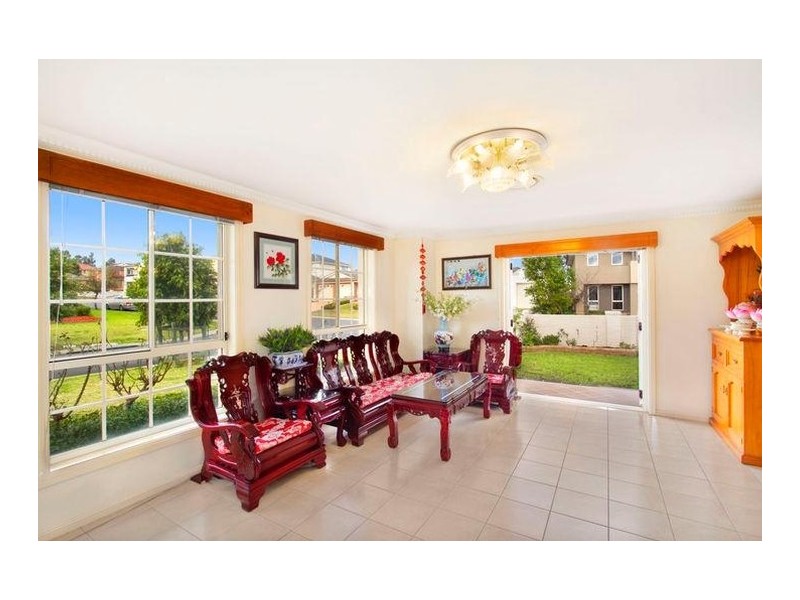 5 Townsend Circuit, Beaumont Hills NSW 2155