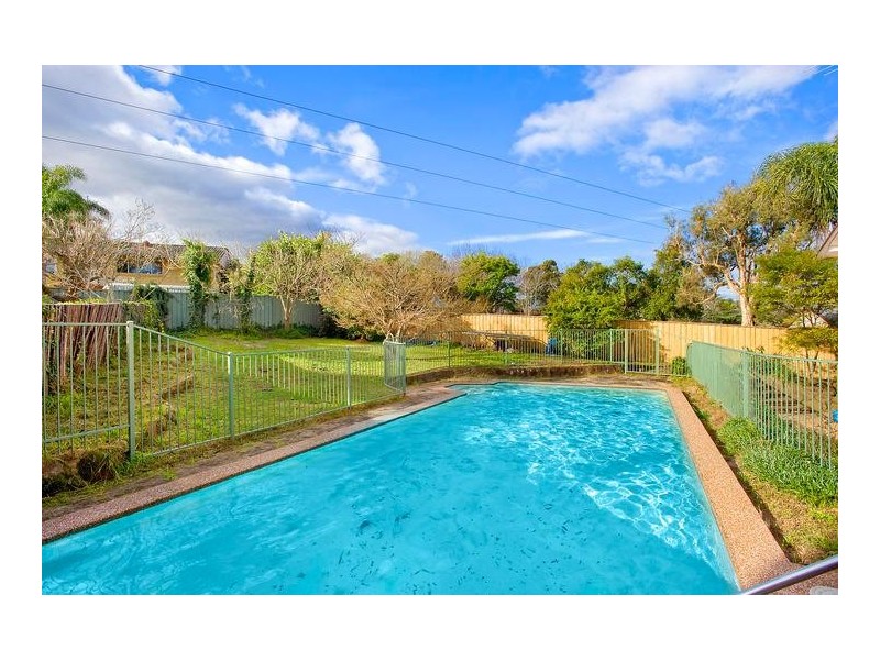 18 Cynthia Avenue, Castle Hill NSW 2154