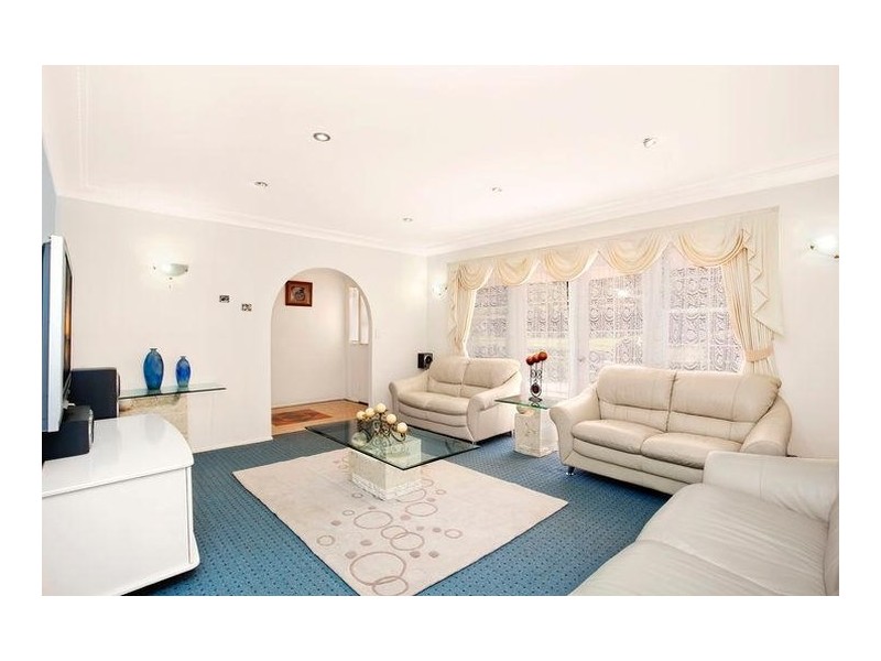 9 Walter Place, Northmead NSW 2152