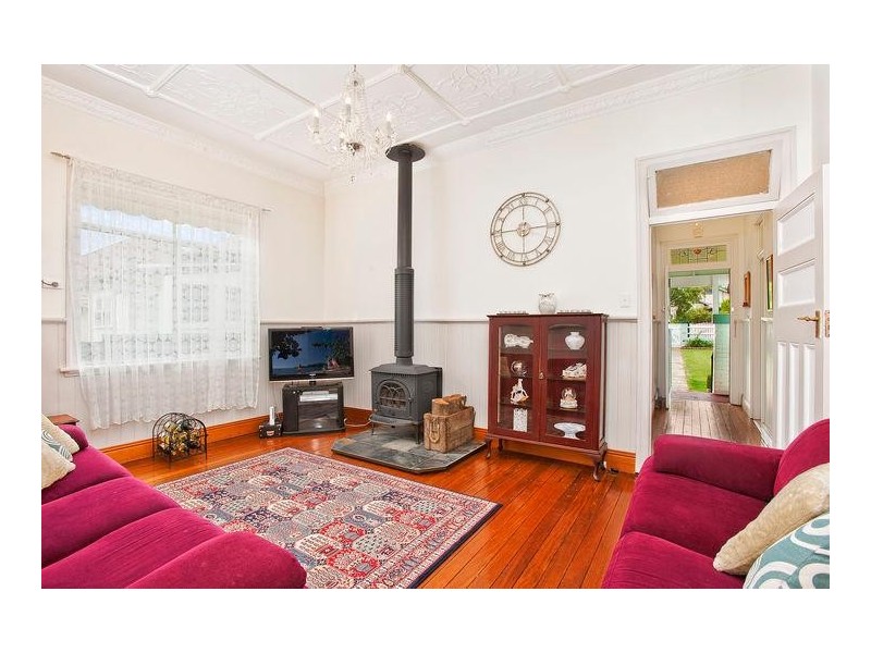 24 Wyena Road, Pendle Hill NSW 2145