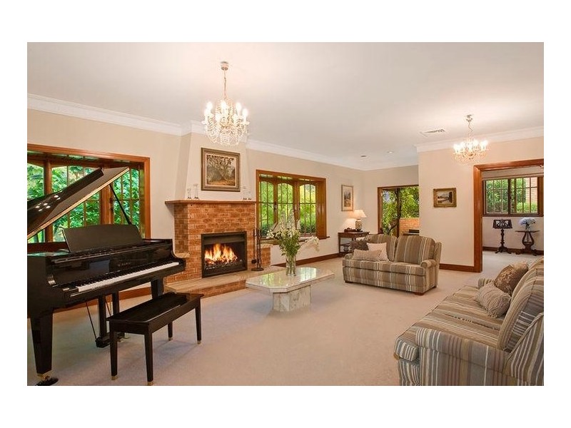 1 Gilmour Close, Glenhaven NSW 2156