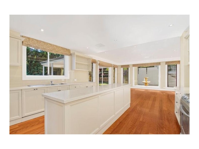 17 Hoop Pine Place, West Pennant Hills NSW 2125