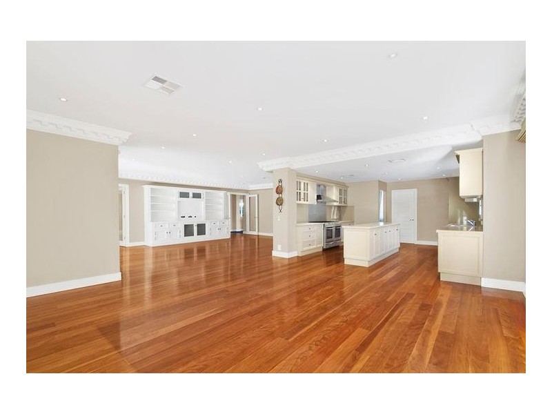 17 Hoop Pine Place, West Pennant Hills NSW 2125