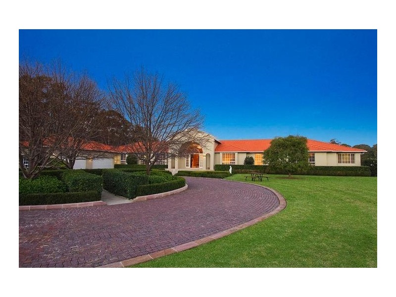 8 Winnunga Road, Dural NSW 2158