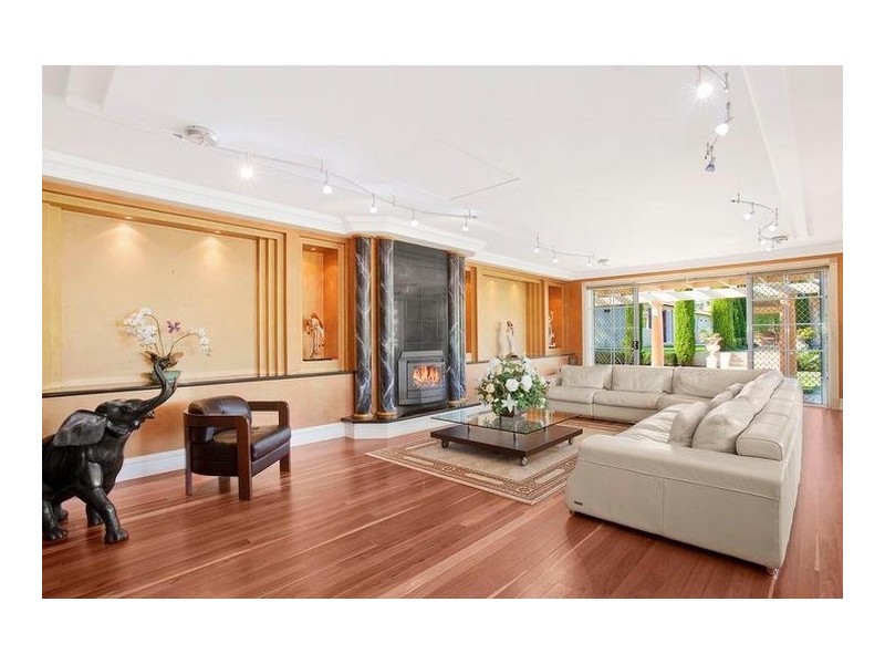 8 Winnunga Road, Dural NSW 2158