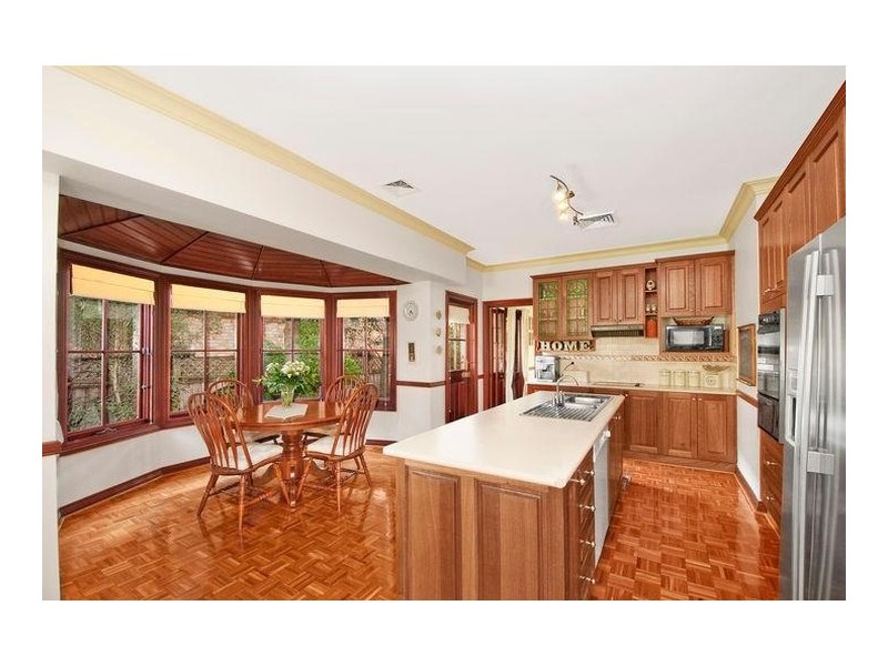 11 Erlestoke Place, Castle Hill NSW 2154