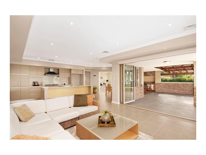 19 Springthorpe Way, Castle Hill NSW 2154