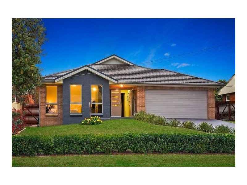 8 Rockley Avenue, Baulkham Hills NSW 2153