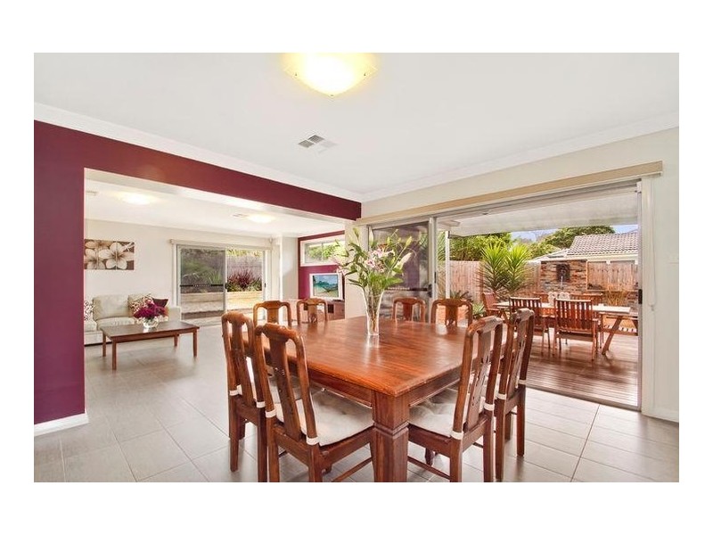 8 Rockley Avenue, Baulkham Hills NSW 2153