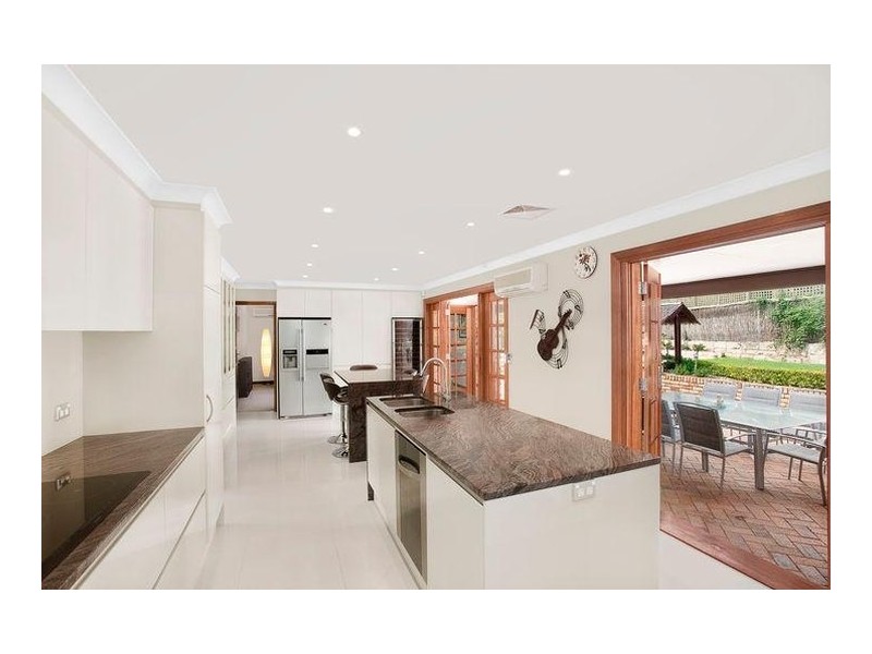 1 Binet Way, Glenhaven NSW 2156