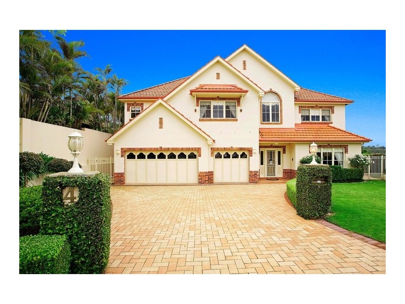 4 Grantown Court, Castle Hill NSW 2154