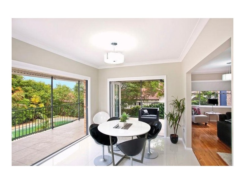 18 Chapman Avenue, Castle Hill NSW 2154