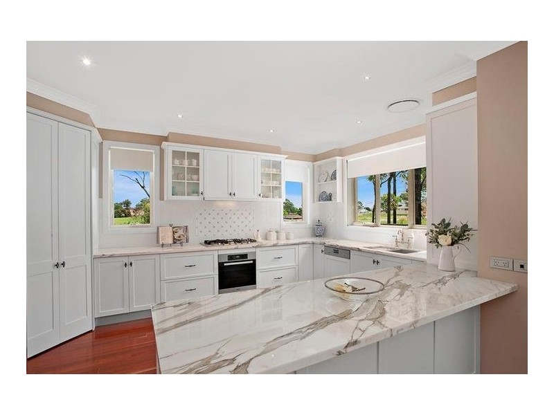 19 Brookfield Way, Castle Hill NSW 2154