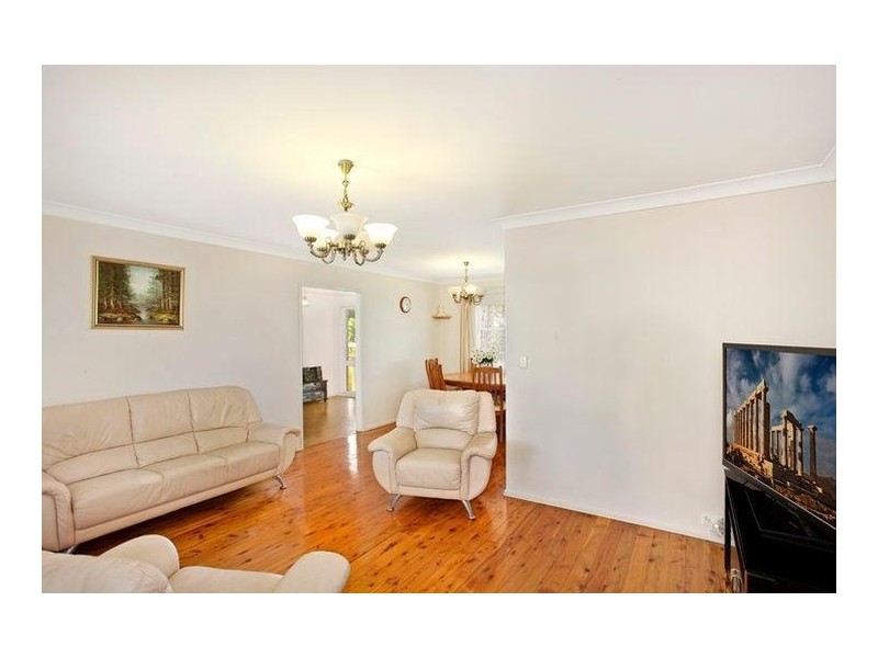 137 Glanmire Road, Baulkham Hills NSW 2153
