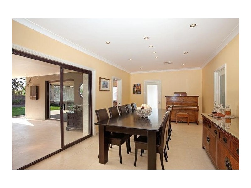 16 Taylor Street, West Pennant Hills NSW 2125