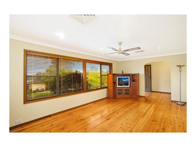 43 Blackett Drive, Castle Hill NSW 2154