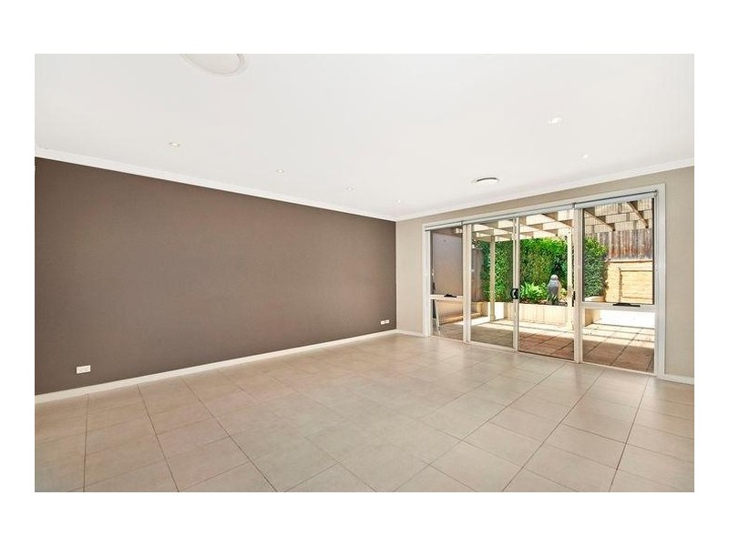 100 Linden Way, Bella Vista NSW 2153