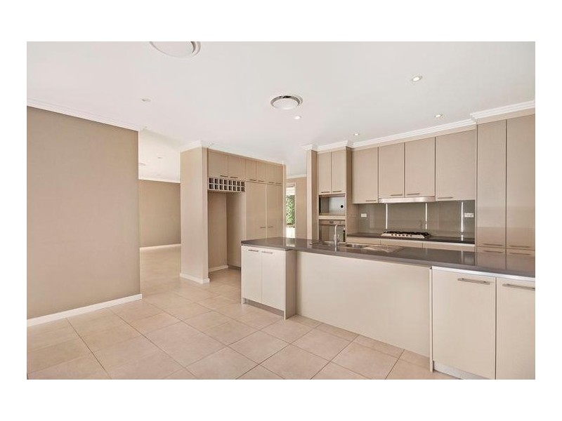 100 Linden Way, Bella Vista NSW 2153