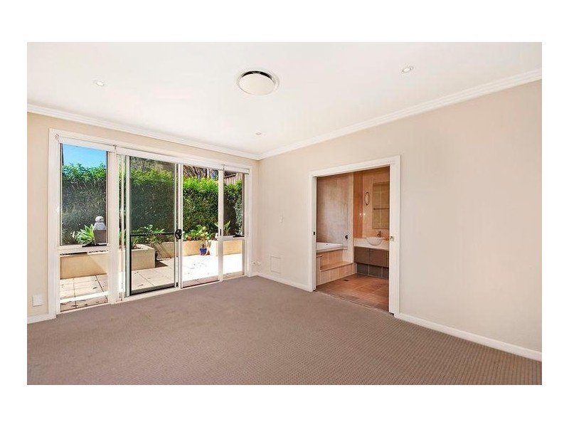 100 Linden Way, Bella Vista NSW 2153