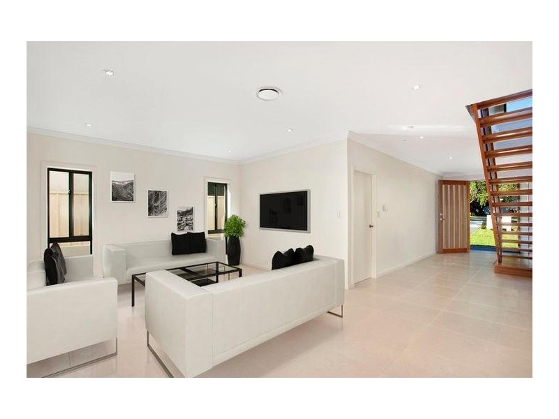 37 Woodlands Street, Baulkham Hills NSW 2153