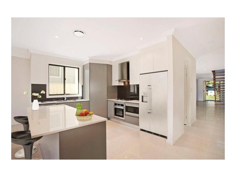 37 Woodlands Street, Baulkham Hills NSW 2153