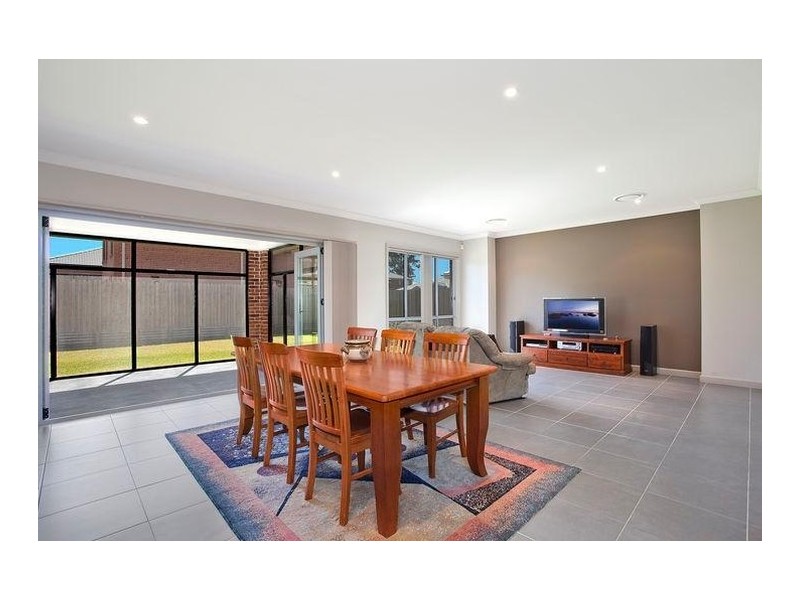 5 Hilcot Street, Stanhope Gardens NSW 2768