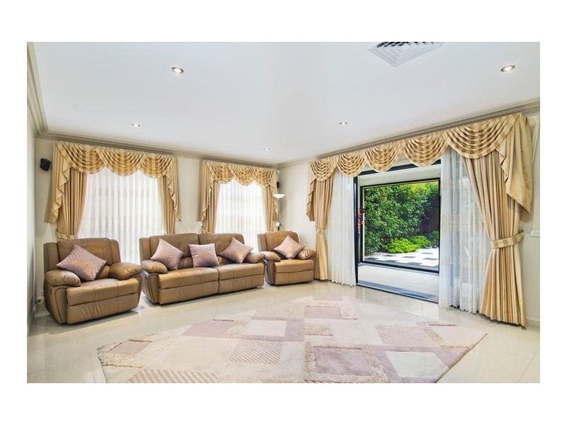 2 Kentridge Place, Bella Vista NSW 2153