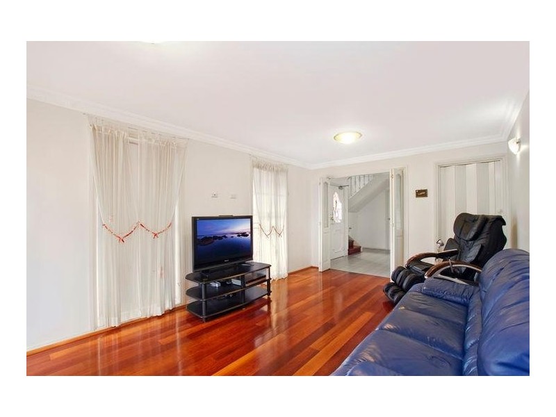 55 Ulundri Drive, Castle Hill NSW 2154