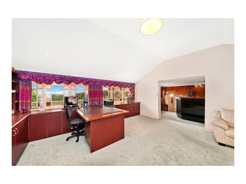 41 Larissa Avenue, West Pennant Hills NSW 2125