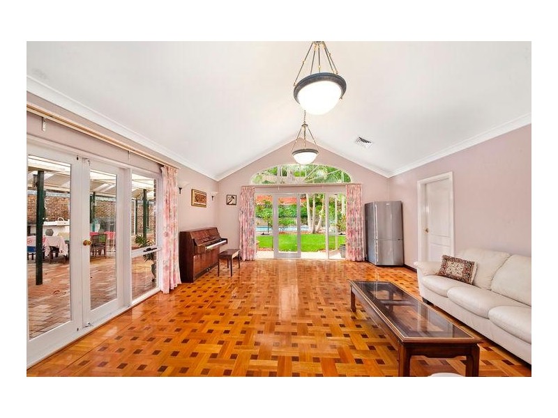 41 Larissa Avenue, West Pennant Hills NSW 2125