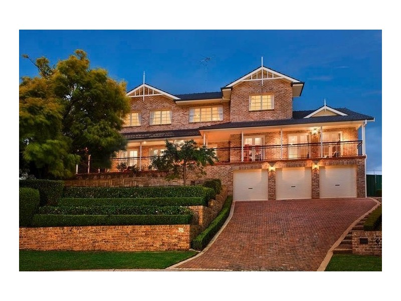 32 Redwood Close, Castle Hill NSW 2154