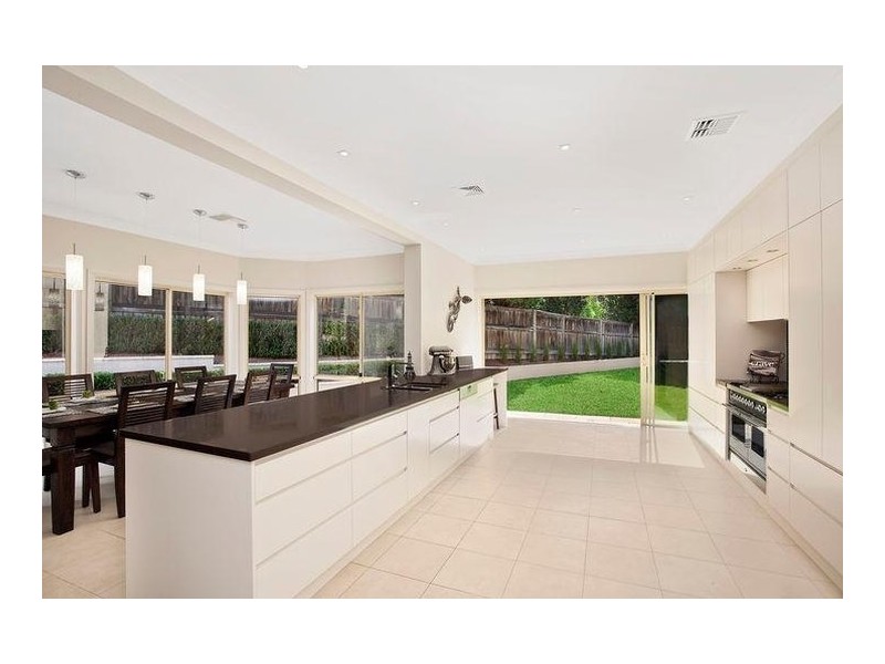 38 Kingussie Avenue, Castle Hill NSW 2154