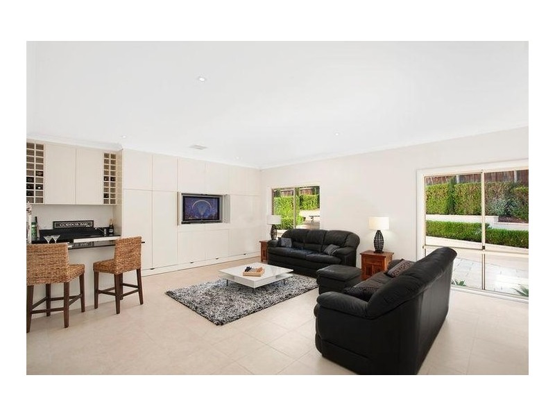 38 Kingussie Avenue, Castle Hill NSW 2154