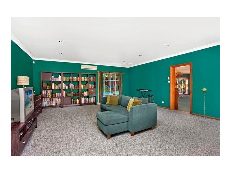 8 Palisander Place, Castle Hill NSW 2154