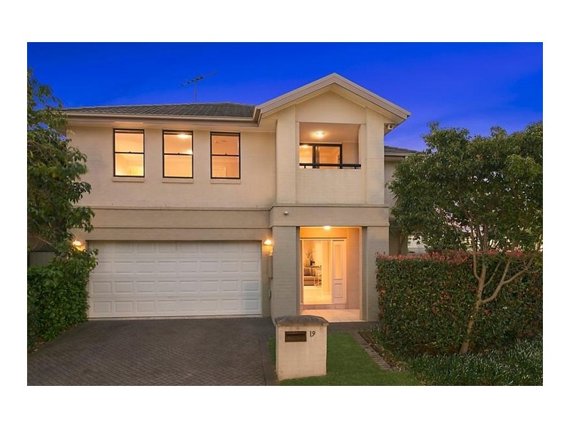 19 Chestnut Grove, Kellyville NSW 2155