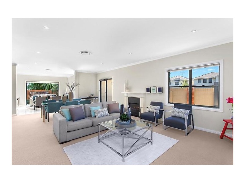 19 Chestnut Grove, Kellyville NSW 2155