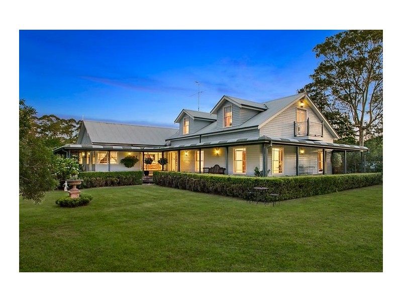 4 Taylors Road, Dural NSW 2158